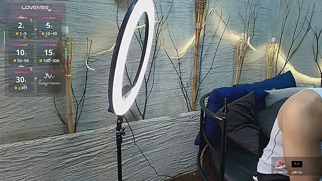 Snapshot of MarcoVitto chatting on November 2025 03:48:02 PM MarcoVitto online show from November 2025 03:48:02 PM