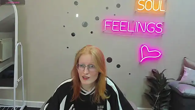 Snapshot of ElizabethHarpper chatting on January 2025 03:00:02 PM ElizabethHarpper online show from January 2025 03:00:02 PM