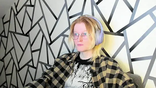 ElizabethHarpper online show from November 2025 01:27:01 AM