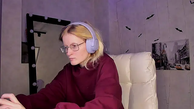 ElizabethHarpper online show from November 2025 01:11:01 AM