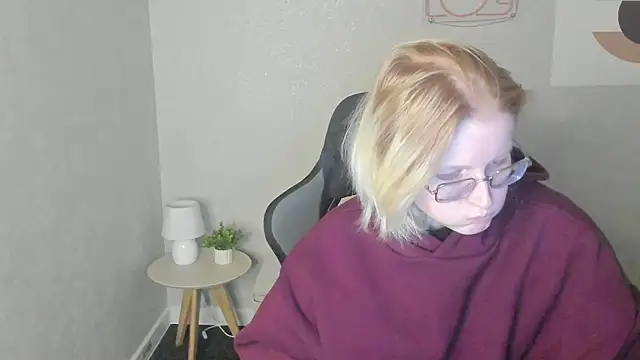 ElizabethHarpper online show from November 2025 01:11:01 AM