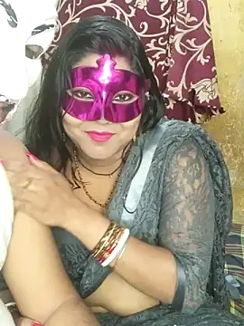 Hot muskaan online show from March 2025 05:28:02 PM