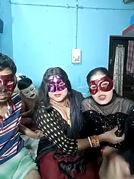 Hot muskaan online show from March 2025 06:58:01 PM