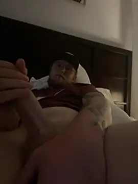 Snapshot of tcadle1824 chatting on March 2026 03:23:01 AM tcadle1824 online show from March 2026 03:23:01 AM