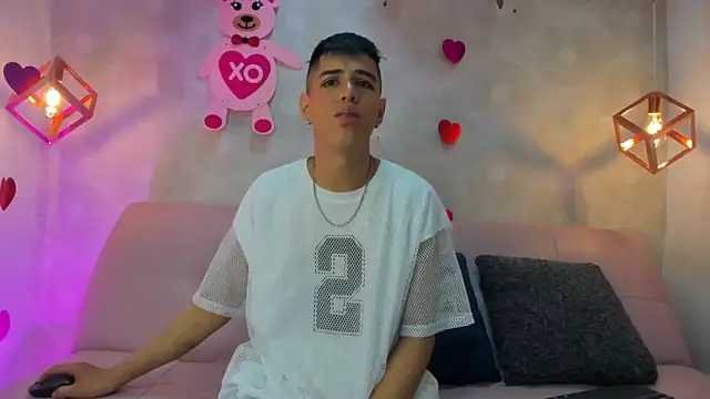 Angel Khouri online show from February 2025 03:02:01 AM