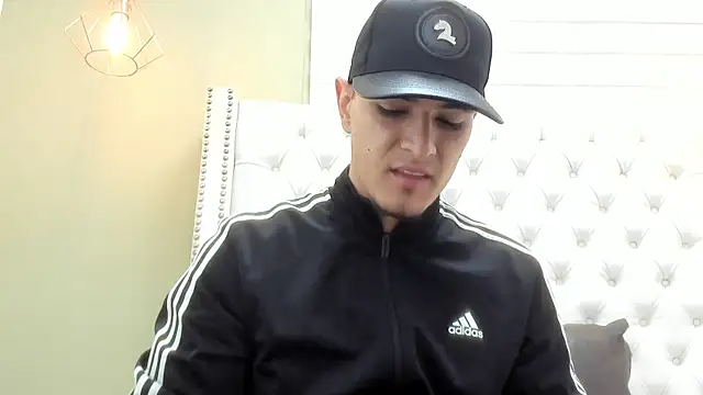 DAVID VICTORIAA online show from September 2025 01:13:01 PM