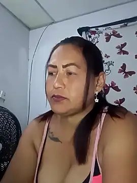 Snapshot of Abigail_BigTits chatting on March 2025 03:05:02 AM Abigail BigTits online show from March 2025 03:05:02 AM