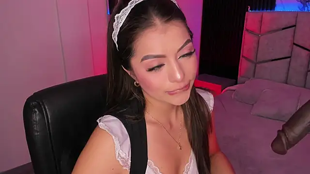 Snapshot of daniiphoeniixx chatting on November 2025 07:46:02 PM daniiphoeniixx online show from November 2025 07:46:02 PM