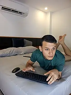 1Tommy9 online show from March 2026 04:50:01 AM