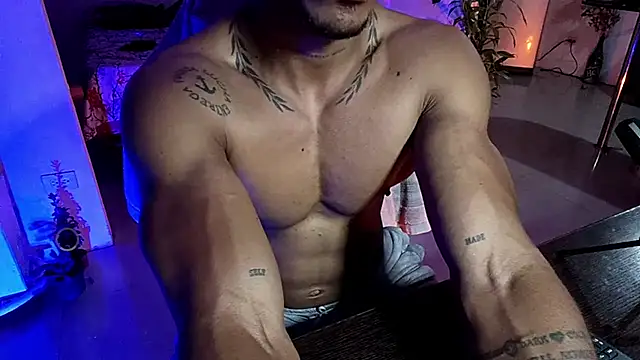 Adam Valenciia online show from January 2026 04:39:01 AM