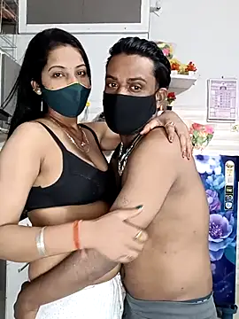 Snapshot of Best-Couple chatting on March 2025 11:55:01 AM Best-Couple online show from March 2025 11:55:01 AM