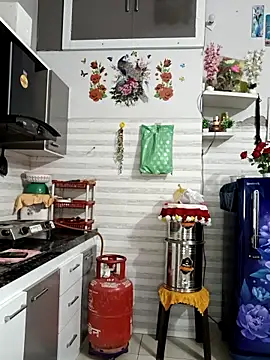 Snapshot of Best-Couple chatting on March 2026 02:37:01 AM Best-Couple online show from March 2026 02:37:01 AM