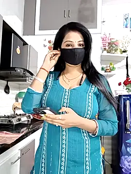 Snapshot of Best-Couple chatting on April 2026 03:57:01 AM Best-Couple online show from April 2026 03:57:01 AM