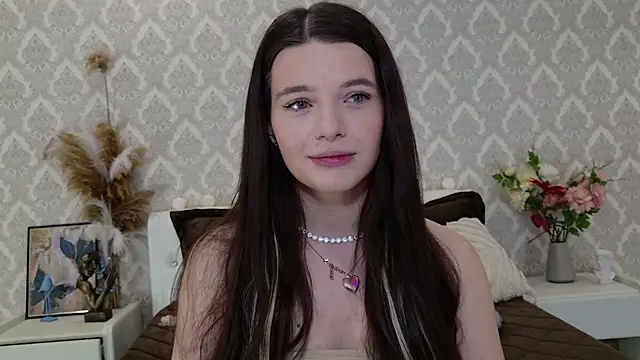 Nellie Medina online show from February 2025 01:24:01 AM