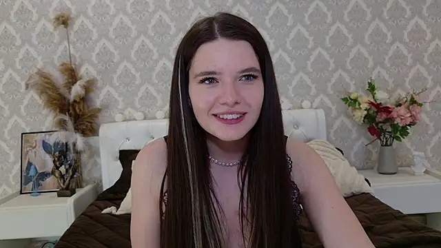 Nellie Medina online show from March 2025 12:31:02 AM