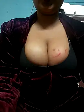 Hayna G online show from February 2025 01:48:01 PM