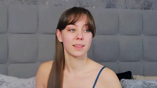 Snapshot of TheEmma chatting on February 2025 12:14:02 PM TheEmma online show from February 2025 12:14:02 PM