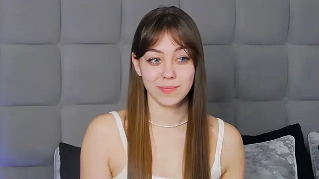 Snapshot of TheEmma chatting on March 2025 06:20:02 PM TheEmma online show from March 2025 06:20:02 PM