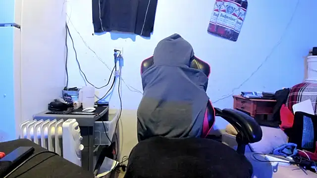 Snapshot of JamesMichael88 chatting on February 2025 04:32:01 PM JamesMichael88 online show from February 2025 04:32:01 PM