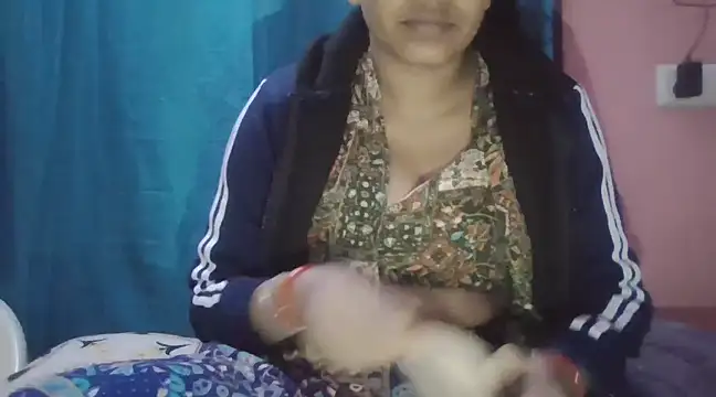 Snapshot of Hot-shanvi chatting on February 2025 04:32:01 PM Hot-shanvi online show from February 2025 04:32:01 PM