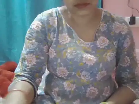 Snapshot of Hot-shanvi chatting on March 2025 09:35:01 PM Hot-shanvi online show from March 2025 09:35:01 PM