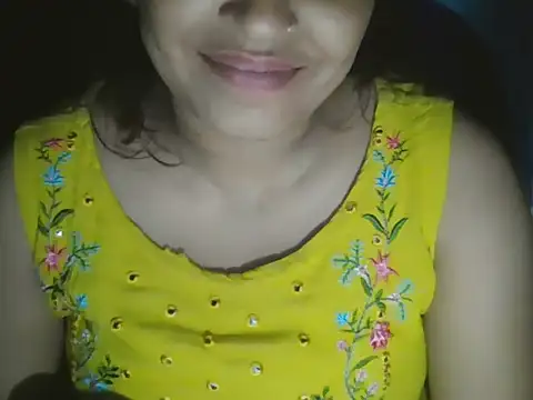 Snapshot of Hot-shanvi chatting on September 2025 03:17:02 PM Hot-shanvi online show from September 2025 03:17:02 PM