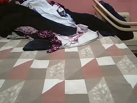 Snapshot of Hot-shanvi chatting on October 2025 12:15:01 PM Hot-shanvi online show from October 2025 12:15:01 PM