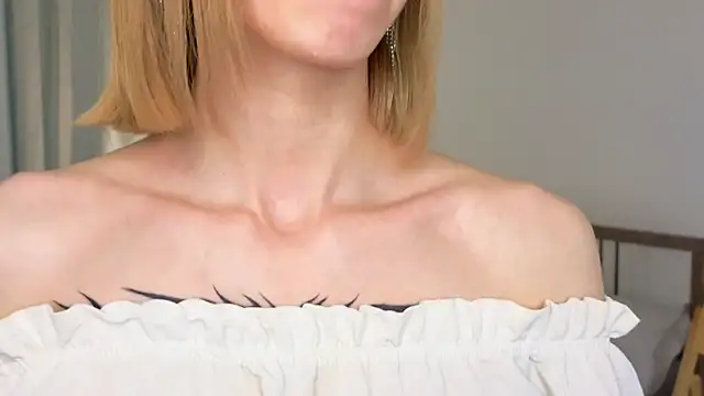 DaisyHearl online show from December 2024 08:37:02 AM