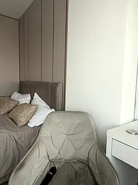 claraxjoyy online show from September 2025 04:34:02 AM