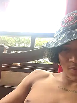 Snapshot of -Damian_Caliente- chatting on January 2025 06:41:02 PM -Damian Caliente- online show from January 2025 06:41:02 PM