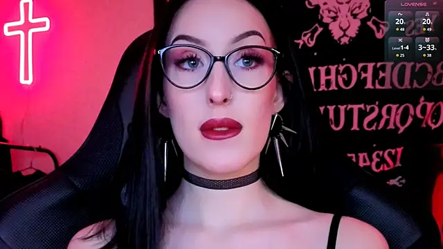 Snapshot of Miss_Alice__ chatting on April 2026 11:37:02 PM Miss Alice online show from April 2026 11:37:02 PM