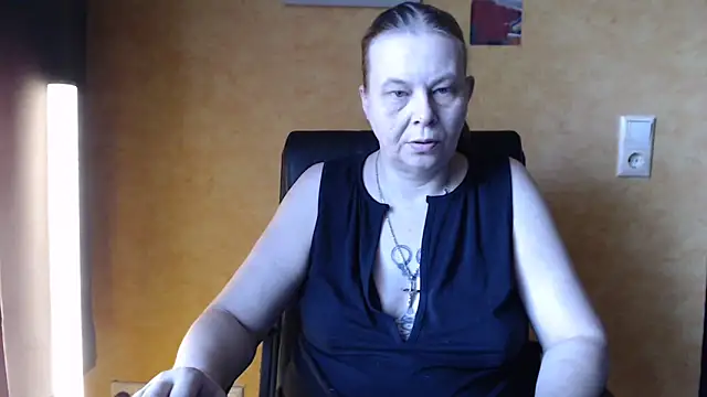 Sweet Phoenix online show from September 2025 06:05:02 AM