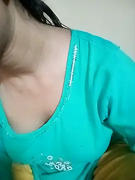 Snapshot of Piya_Ji chatting on November 2025 10:48:02 AM Piya Ji online show from November 2025 10:48:02 AM