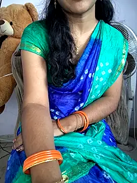 Snapshot of lovelygirl4567 chatting on November 2025 04:32:02 AM lovelygirl4567 online show from November 2025 04:32:02 AM