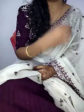lovelygirl4567 online show from May 2026 03:20:01 PM