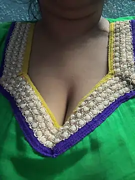 Snapshot of Lovely-Shivani chatting on February 2026 05:42:01 PM Lovely-Shivani online show from February 2026 05:42:01 PM