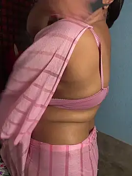 Snapshot of Lovely-Shivani chatting on February 2026 10:14:01 AM Lovely-Shivani online show from February 2026 10:14:01 AM