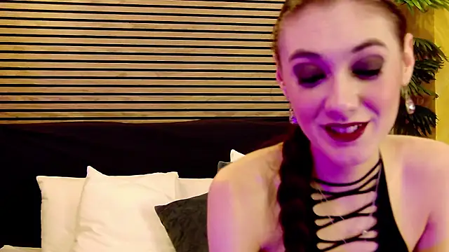 SamaraSinn online show from January 2025 05:09:01 AM