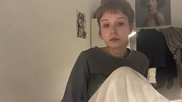 Iris Pastels online show from November 2025 10:29:02 PM