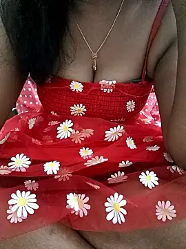 Snapshot of Tamil_Vishalini chatting on April 2026 05:19:02 PM Tamil Vishalini online show from April 2026 05:19:02 PM