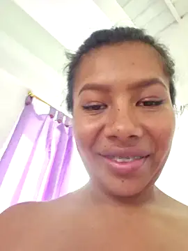 Snapshot of PaulaOrtiz_1 chatting on April 2026 07:18:01 PM PaulaOrtiz 1 online show from April 2026 07:18:01 PM