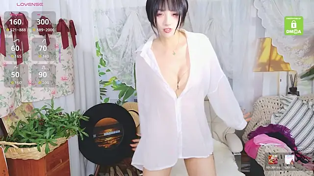 Snapshot of xiaotiantian-76 chatting on April 2026 03:08:02 AM xiaotiantian-76 online show from April 2026 03:08:02 AM