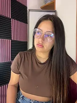 Snapshot of Gretta_Hot chatting on January 2025 01:10:02 AM Gretta Hot online show from January 2025 01:10:02 AM