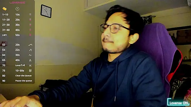 Snapshot of fuckkboy101 chatting on January 2025 04:44:01 PM fuckkboy101 online show from January 2025 04:44:01 PM