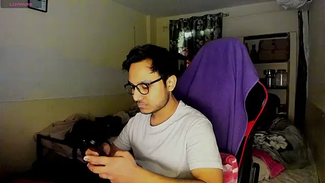 Snapshot of fuckkboy101 chatting on February 2025 08:33:02 AM fuckkboy101 online show from February 2025 08:33:02 AM