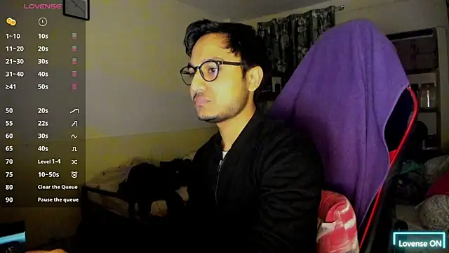 Snapshot of fuckkboy101 chatting on February 2025 04:40:01 PM fuckkboy101 online show from February 2025 04:40:01 PM