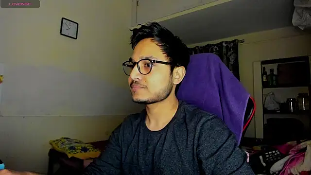 Snapshot of fuckkboy101 chatting on February 2025 02:11:02 PM fuckkboy101 online show from February 2025 02:11:02 PM