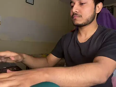 Snapshot of fuckkboy101 chatting on February 2025 06:08:02 PM fuckkboy101 online show from February 2025 06:08:02 PM