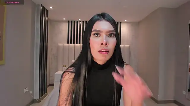 NiaSalvatore online show from February 2025 11:26:01 PM