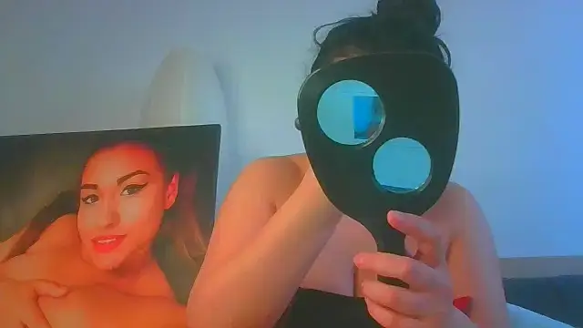 Snapshot of TheTopSecret chatting on March 2025 10:02:02 AM TheTopSecret online show from March 2025 10:02:02 AM